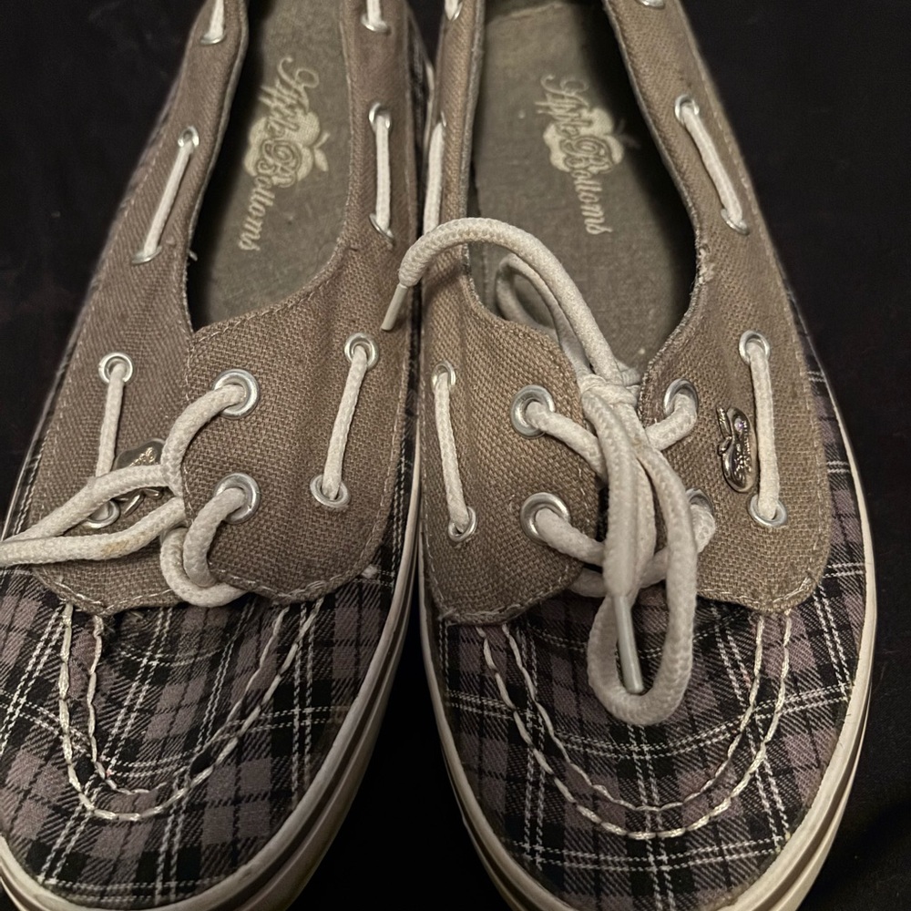 Apple Bottom Lace-Up Plaid Boat Shoes